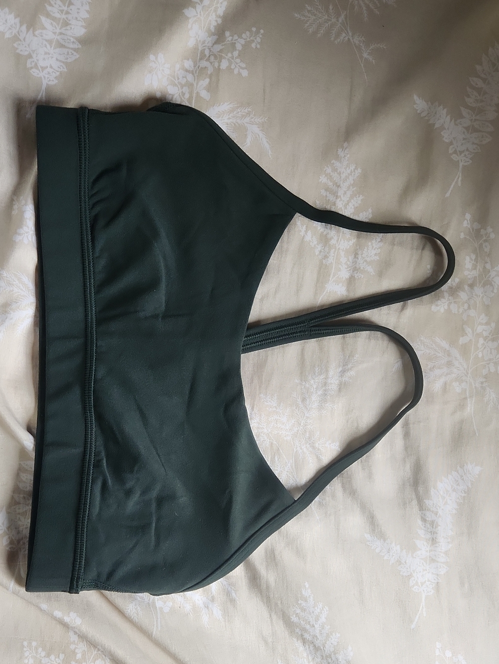 Lululemon Flow Y Sports Bra Size 8 Green